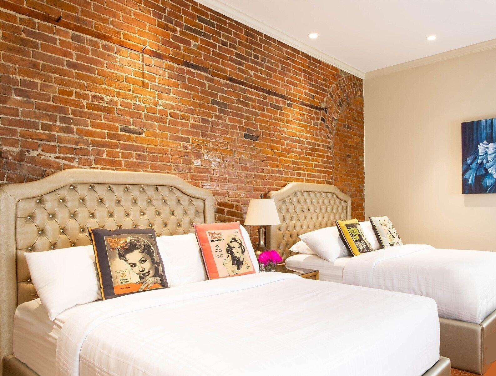 Chatham-Kent Retro Suites Hotel מראה חיצוני תמונה