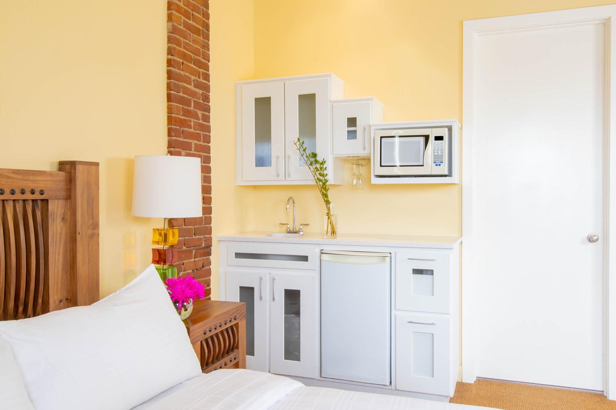Chatham-Kent Retro Suites Hotel מראה חיצוני תמונה